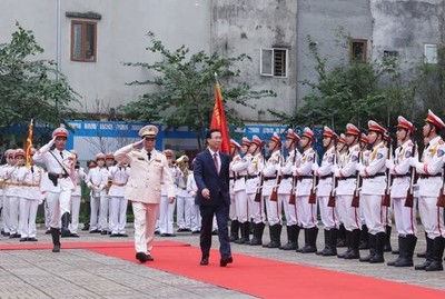 Chủ tịch nước Võ Văn Thưởng thăm, chúc Tết Bộ Tư lệnh Cảnh vệ và Bộ Tư lệnh Cảnh sát Cơ động
