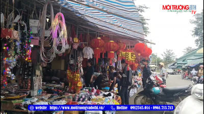 Chợ Hương Khê những ngày cận Tết Nguyên đán Giáp Thìn 2024