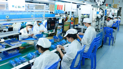 Bắc Giang: Gần 5,5 ngàn làm việc trong những KCN đi làm việc xuyên Tết