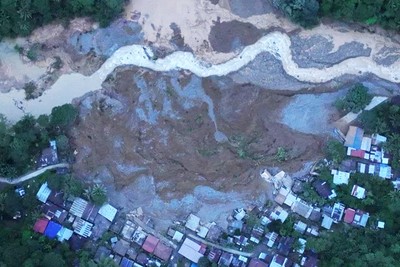 Philippines: Nỗ lực tìm kiếm người mất tích do lở đất tại thị trấn Maco