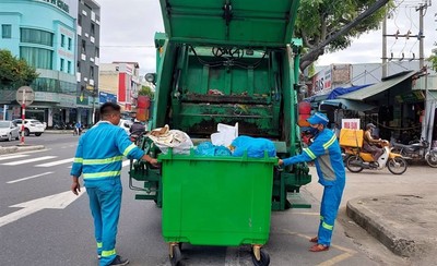 Đà Nẵng: Vệ sinh đô thị, thu gom rác sinh hoạt sau Tết