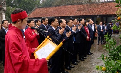 Chủ tịch nước dâng hương tưởng niệm Đức vua An Dương Vương
