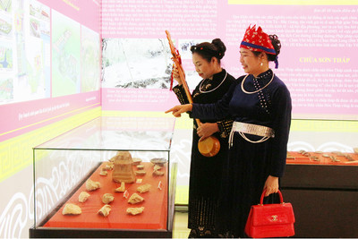 Trưng bày “Cổ vật tiêu biểu thời Lý - Trần trên địa bàn tỉnh Bắc Giang”