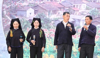 Bắc Giang: Khai mạc hội hát Sloong hao và phiên chợ xuân vùng cao Lục Ngạn
