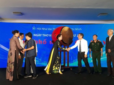TP.HCM: Khai mạc Ngày thơ Việt Nam 2024