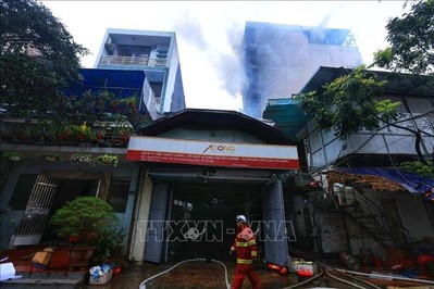 Hà Nội: Kịp thời dập đám cháy lớn ở khu tái định cư Yên Sở