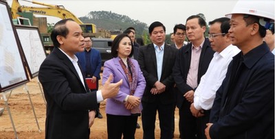 Kiểm tra tình hình xây dựng Khu công nghiệp VSIP Lạng Sơn