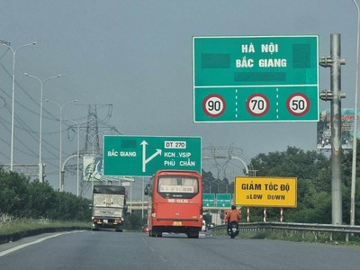 Bắc Giang: Xử lý hơn 220 trường hợp đi xe máy vào cao tốc