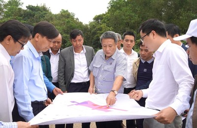 Lãnh đạo tỉnh Quảng Trị kiểm tra tiến độ thực hiện các dự án đầu tư tại Vĩnh Linh