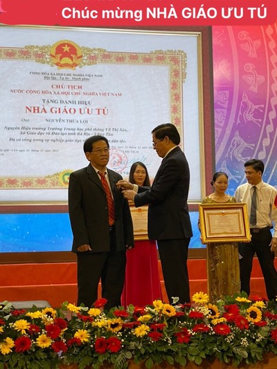 Nhà giáo ưu tú Nguyễn Thừa Lợi- Niềm tự hào của Trường cấp 3 Hương Khê