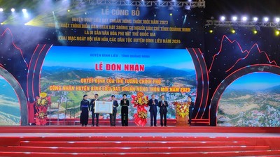 Huyện Bình Liêu công bố đạt chuẩn nông thôn mới năm 2023