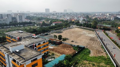 Hà Nội: Hàng loạt ô đất quy hoạch biến thành bãi đổ thải, dựng nhà xưởng không phép