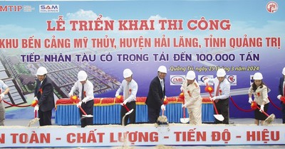 Quảng Trị: Thi công Khu bến cảng Mỹ Thủy sau 4 năm khởi công