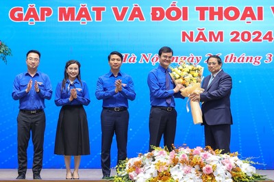 Thủ tướng Phạm Minh Chính gặp mặt và đối thoại với thanh niên