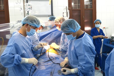 Bệnh viện Hữu nghị Việt Tiệp: Phẫu thuật thành công thay van hai lá sinh học cho bệnh nhân