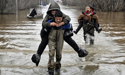 Nga, Kazakhstan sơ tán hơn 100.000 dân vì trận lũ tồi tệ nhất trong 70 năm