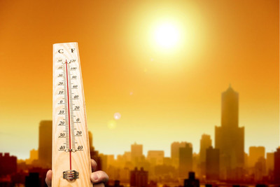 Hàng loạt nguy cơ sức khoẻ khi thời tiết nắng nóng