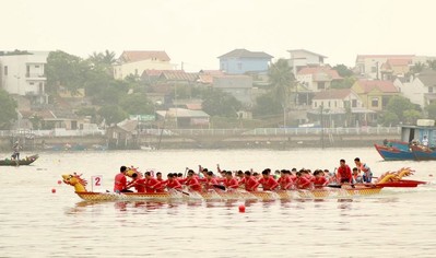 Quảng Bình đăng cai tổ chức giải đua thuyền truyền thống vô địch quốc gia 2024