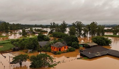 Ít nhất 85 người chết do ngập lụt, Brazil ban bố tình trạng khẩn cấp