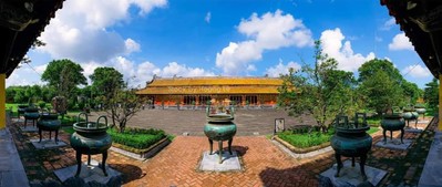 Cửu đỉnh đồng ở Hoàng cung Huế được vinh danh là Di sản tư liệu thế giới