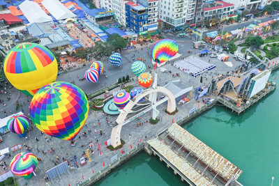 Ngắm Hải Phòng từ trên cao trong dịp Lễ hội Hoa Phượng đỏ 2024 qua Festival Khinh khí cầu