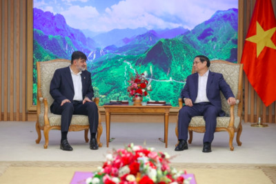 Thủ tướng Phạm Minh Chính tiếp Tư lệnh Bộ Thực thi pháp luật Iran