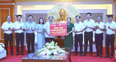Bắc Giang: Trao kinh phí hỗ trợ xóa nhà tạm cho huyện Tân Yên