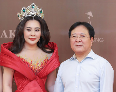 NSND Vương Duy Biên, Hoa hậu Phan Kim Oanh cầm cân nảy mực Mrs Grand Vietnam 2024