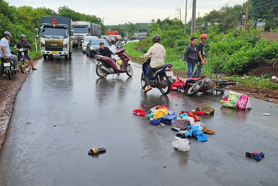 Bình Phước: Xe tải va chạm xe máy khiến 2 người tử vong tại chỗ