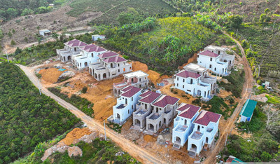 Lâm Đồng: Sở Xây dựng tiến hành kiểm tra 22 căn biệt thự xây dựng trái phép xã Lộc Thành