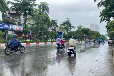 Dự báo thời tiết Hà Nội hôm nay 10/6/2024: Có lúc có mưa rào và giông