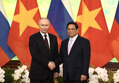 Thủ tướng Phạm Minh Chính hội kiến Tổng thống Liên bang Nga Vladimir Putin