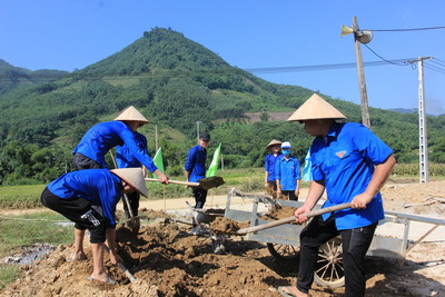 Phát động cuộc thi "Dấu ấn 25 năm Chiến dịch thanh niên tình nguyện hè"