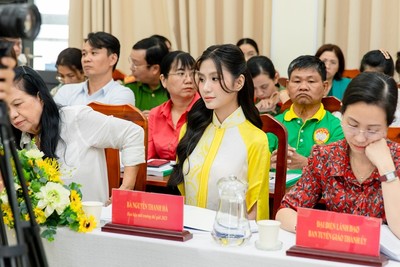 Hoa hậu Môi trường Nguyễn Thanh Hà hiến kế xây dựng không gian xanh trên địa bàn TP.HCM