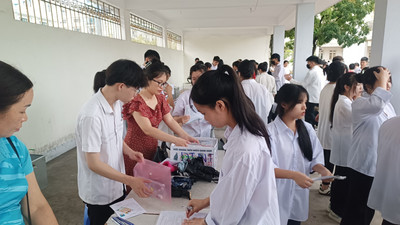 Quảng Ninh: 18.000 sĩ tử bước vào Kỳ thi tốt nghiệp THPT