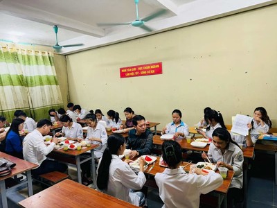 Hải Hà – Quảng Ninh: Các thí sinh dự thi THPT được hỗ trợ các bữa ăn miễn phí