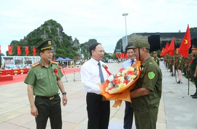 Quảng Ninh ra mắt Lực lượng tham gia bảo vệ an ninh, trật tự ở cơ sở