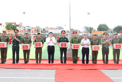 Hưng Yên: Ra mắt Lực lượng tham gia bảo vệ an ninh, trật tự ở cơ sở