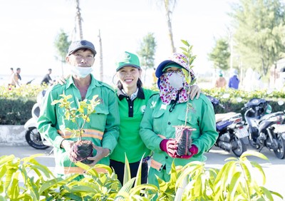 Sự kiện Clean Up – Gom rác đổi cây xanh tại Ninh Thuận