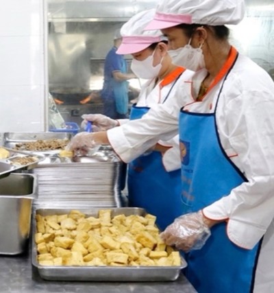 Hải Phòng: Đẩy mạnh ngăn ngừa ngộ độc thực phẩm tại các bếp ăn trong và ngoài khu, cụm công nghiệp