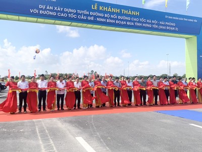 Thủ tướng dự lễ khánh thành tuyến đường nối 2 cao tốc đoạn qua tỉnh Hưng Yên (giai đoạn 2)