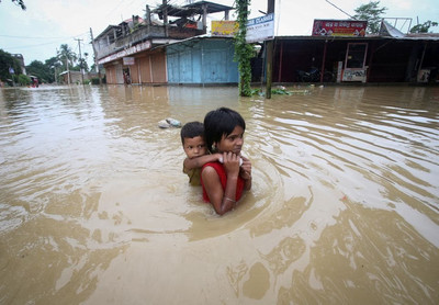 Bangladesh: Hàng chục nghìn người sơ tán do lũ lụt