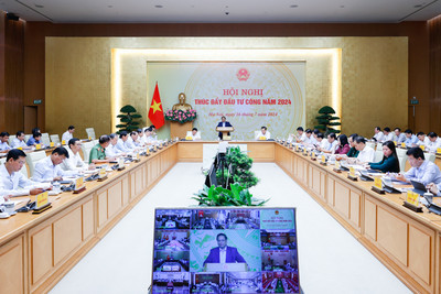 Thủ tướng Phạm Minh Chính chủ trì Hội nghị toàn quốc về thúc đẩy đầu tư công