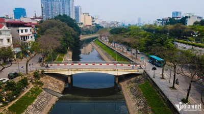 Những dòng sông chết chảy quanh Hà Nội