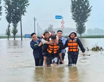Báo động cao về mưa lớn ở miền Bắc Trung Quốc