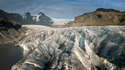 Iceland: Lũ sông băng gây sạt lở, sụt lún đường