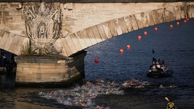 Olympic Paris 2024: Nước sông Seine đáp ứng điều kiện tổ chức thi Ba môn phối hợp