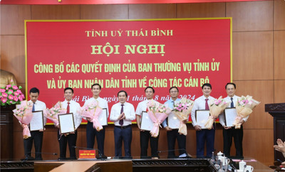 Thái Bình: Công bố các quyết định về công tác cán bộ