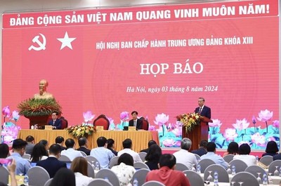 Tân Tổng Bí thư Tô Lâm chủ trì họp báo