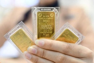 Giá vàng SJC, giá vàng 9999, DOJI, PNJ, 24K trong nước hôm nay 20/8/2024